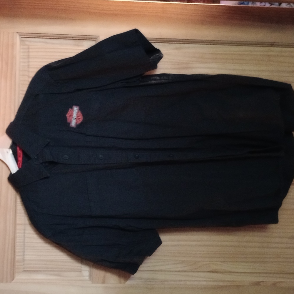 Harley Davidson button up short sleeve shirt